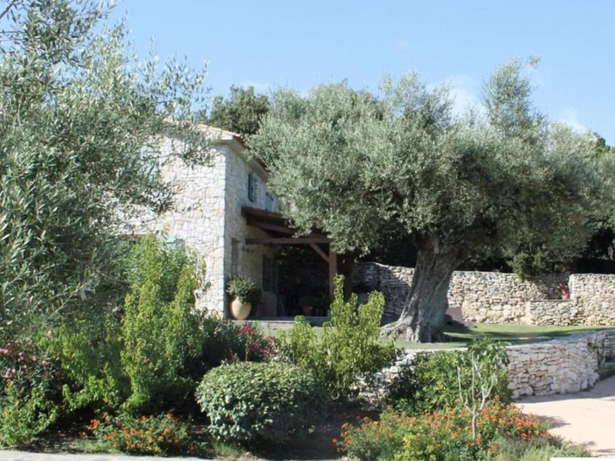 Villa Sanchez Bonifacio  Buitenkant foto